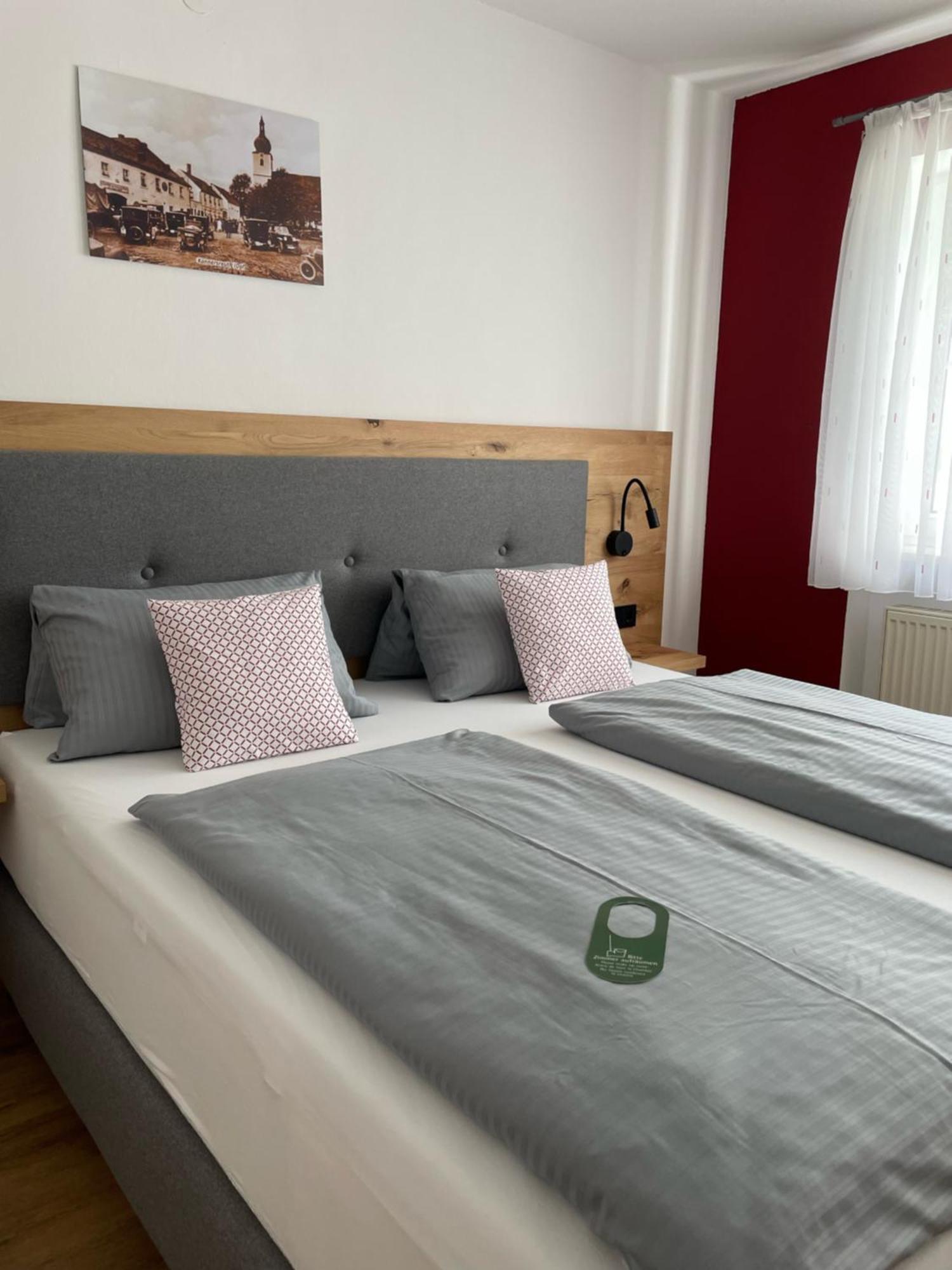 Hotel Weisses Ross Konnersreuth Εξωτερικό φωτογραφία